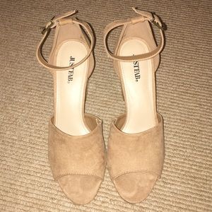 Just Fab tan Heeled Sandal